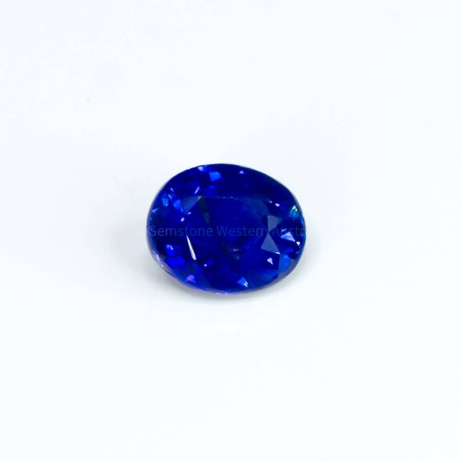 1.55 CT NATURAL   ROYAL  BLUE OVAL SAPPHIRE  UNHEATED