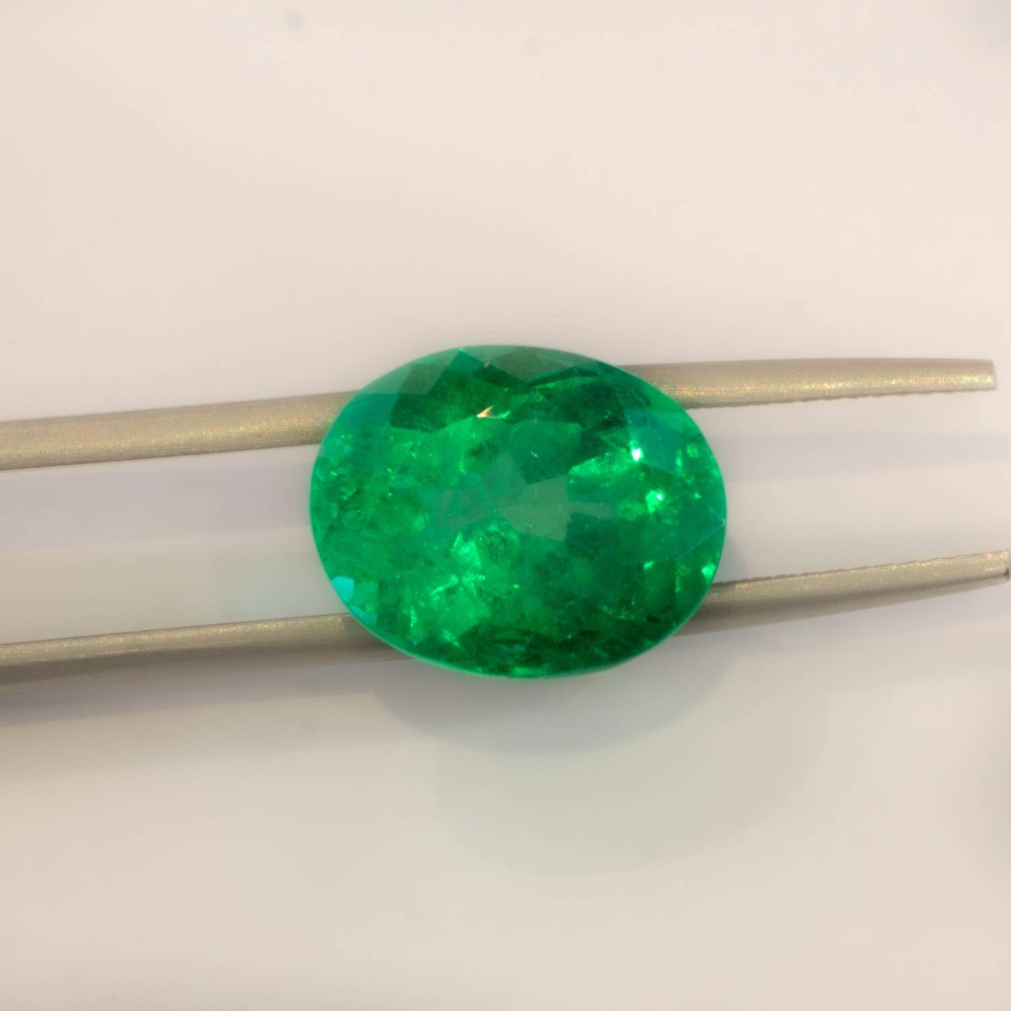 9.45  Carat Oval Cut  Colombian Emerald  Loose Gemstone