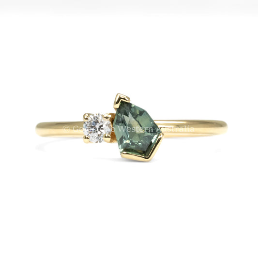 front view of Teal Sapphire and Diamond Toi et Moi Ring in 18K Yellow Gold in white background