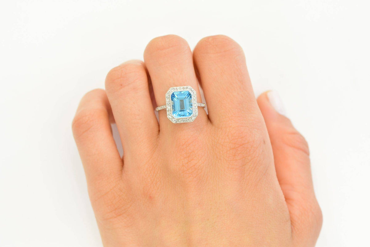 Blue Topaz and Diamond Ring in 18ct White Gold