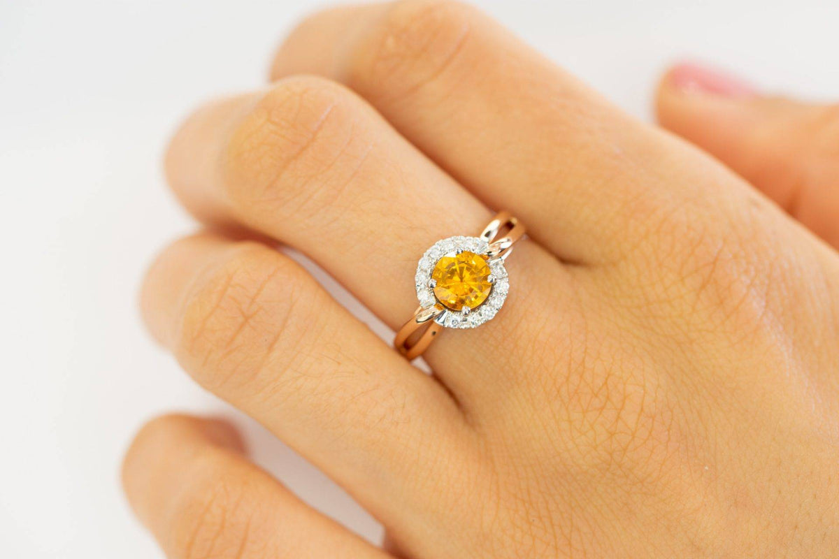 Golden Yellow Sapphire Dimond Halo Ring 18ct Gold