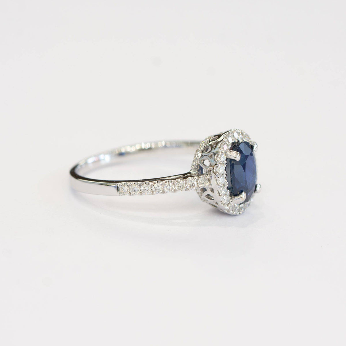 Natural Blue Sapphire and Diamond Halo Ring 18K Gold