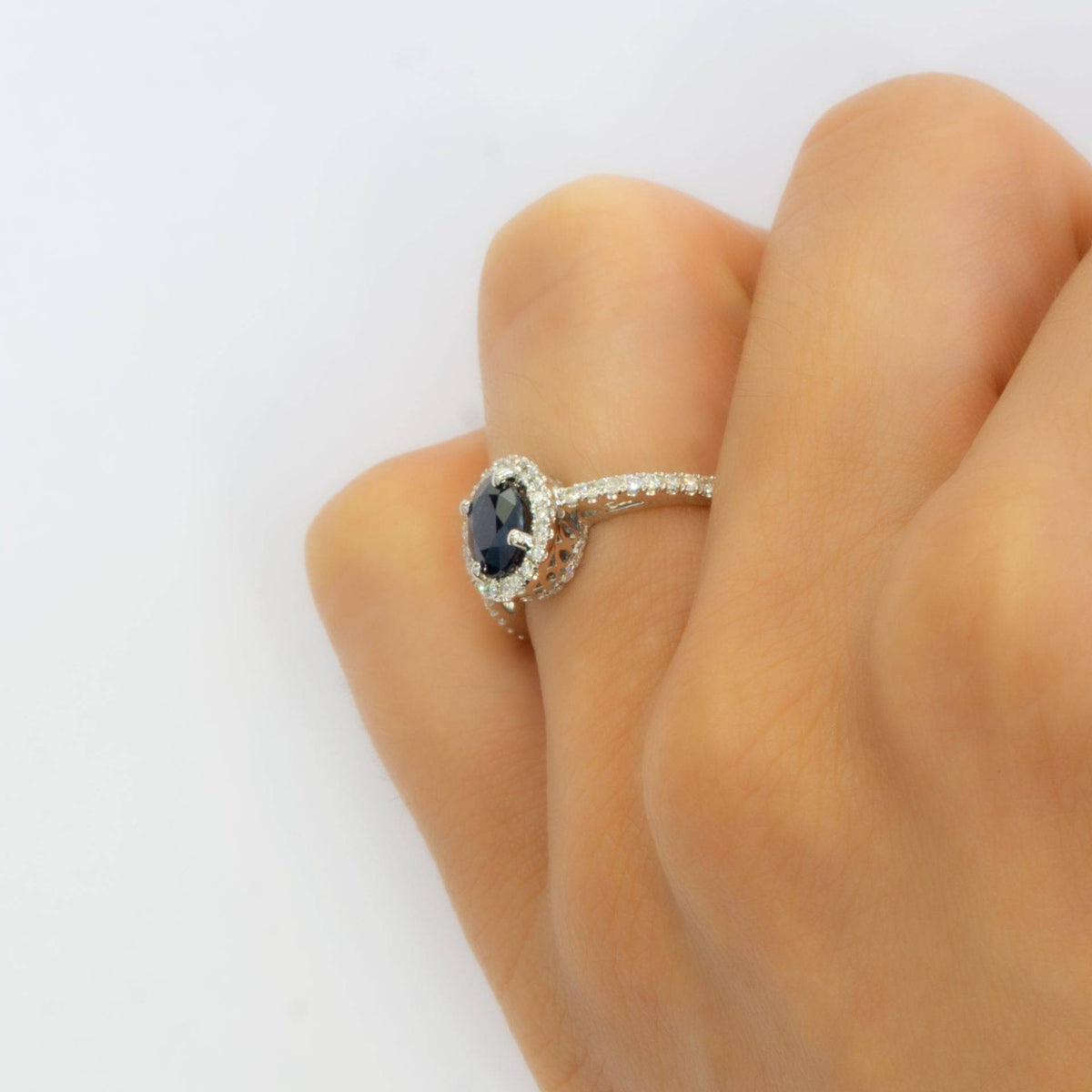 Natural Blue Sapphire and Diamond Halo Ring 18K Gold