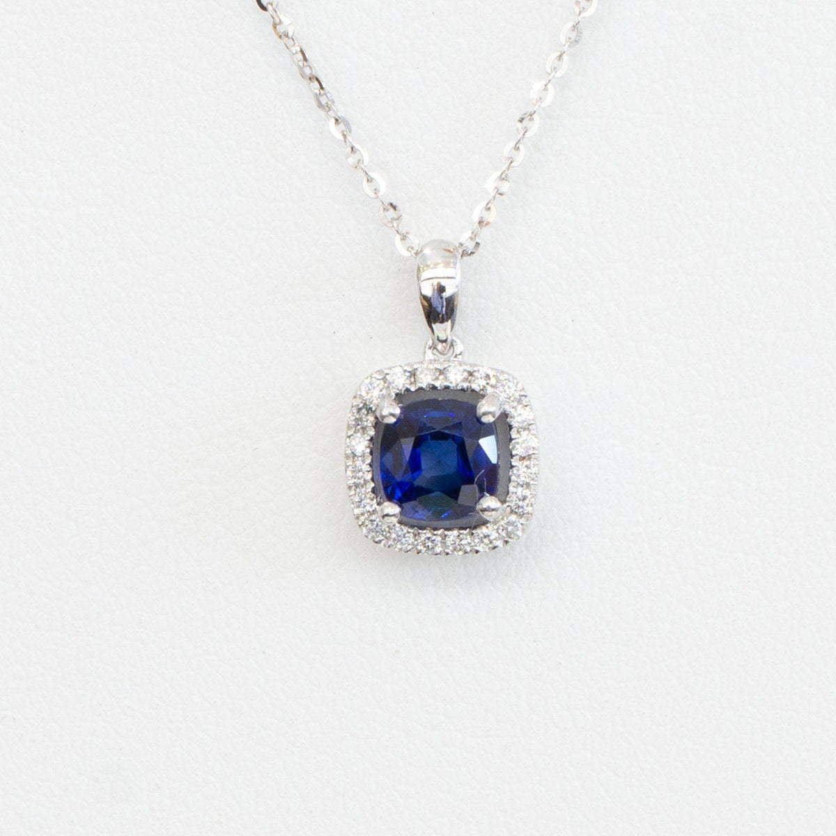 Vivid Blue Natural Sapphire Diamond Pendant 18k Gold