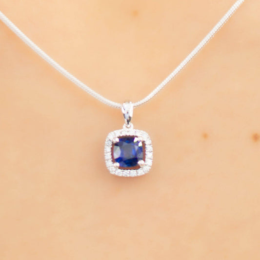 Vivid Blue Natural Sapphire Diamond Pendant 18k Gold
