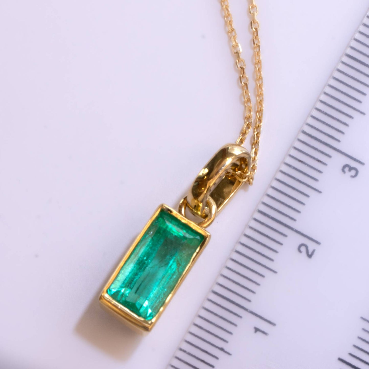 2.32ct Natural Colombian Emerald Pendant in 18K Yellow Gold