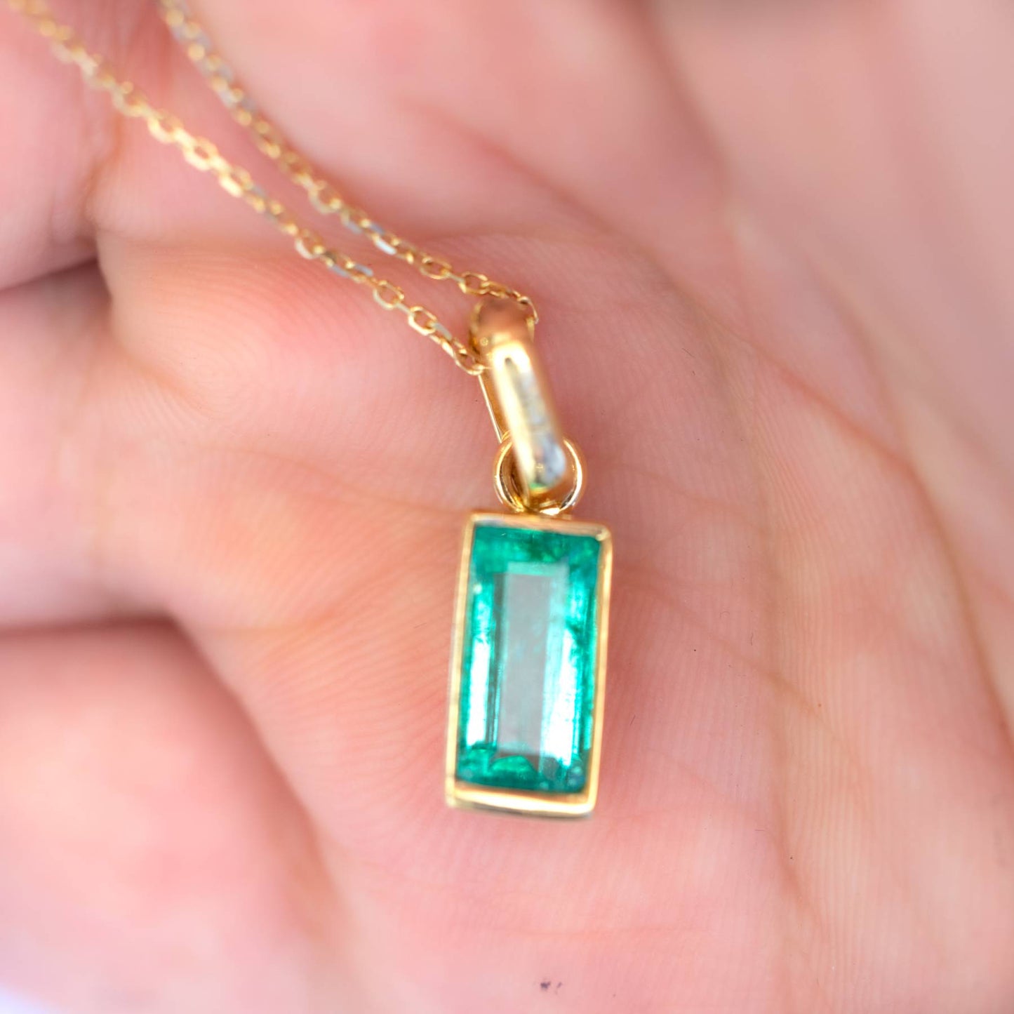 2.32ct Natural Colombian Emerald Pendant in 18K Yellow Gold