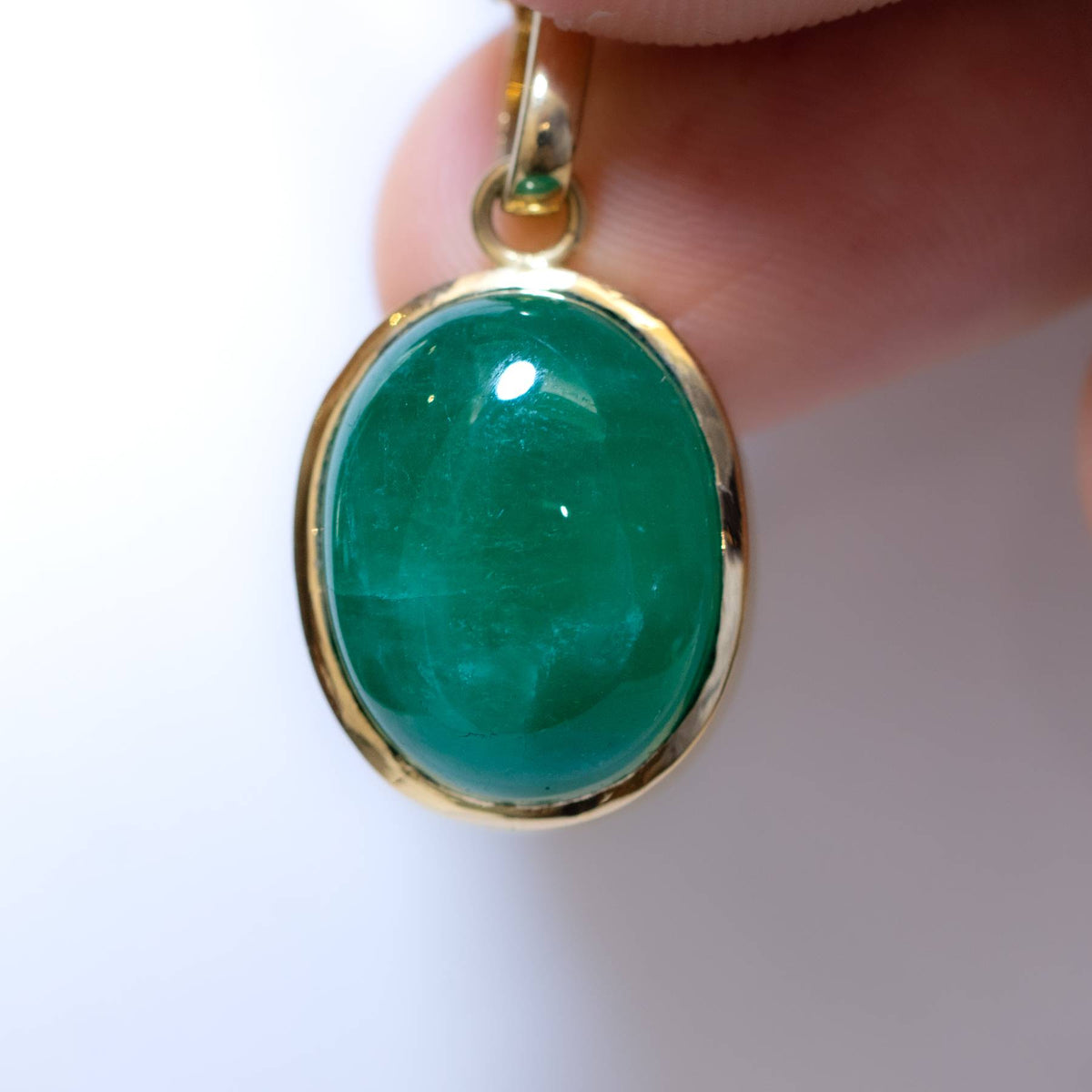 19.6ct Natural Large Colombian Emerald Pendant in 18K Yellow Gold