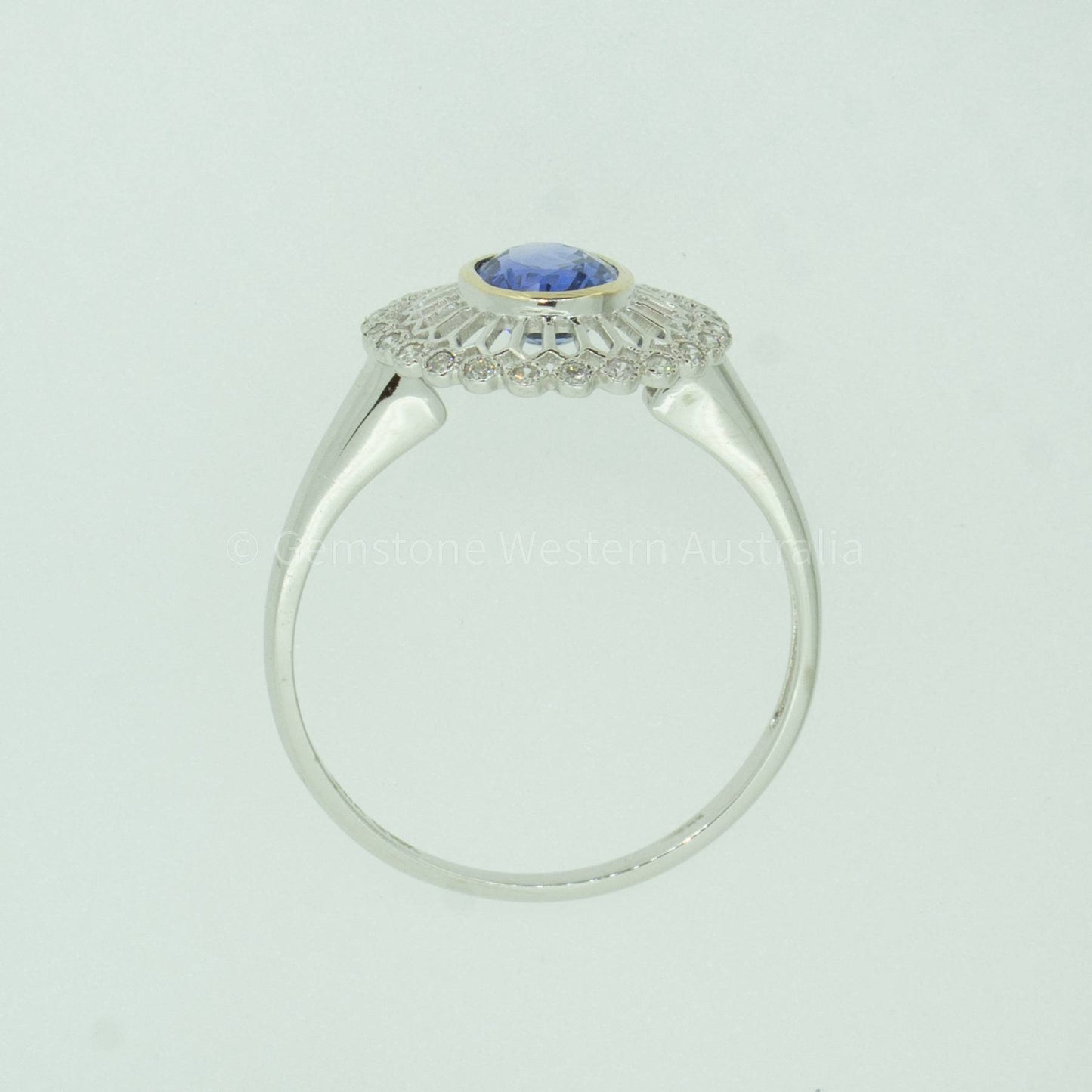 Sapphire and Diamond Halo Ring 18K Gold