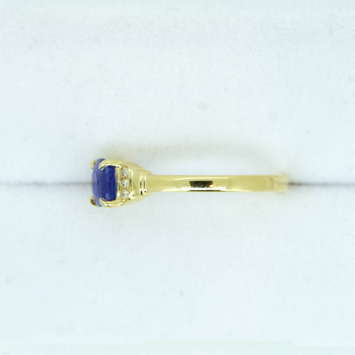 Natural Unheated Sapphire and Diamonds Ring