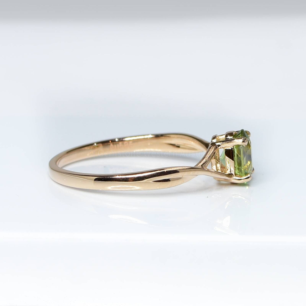 Colour Changing Exclusive Alexandrite Solitaire Ring in Rose Gold