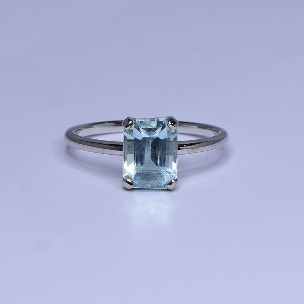 1.86ct Aquamarine Ring in White Gold - Natural Aquamarine
