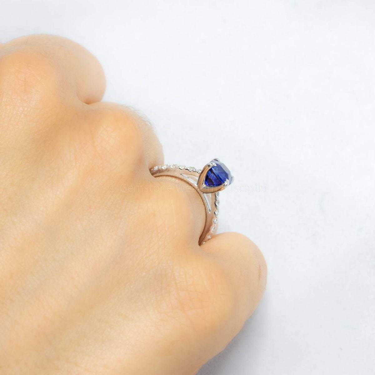 2.67ct Natural Sapphire Ring Solitaire Sapphire Engagement Ring 18K White Gold