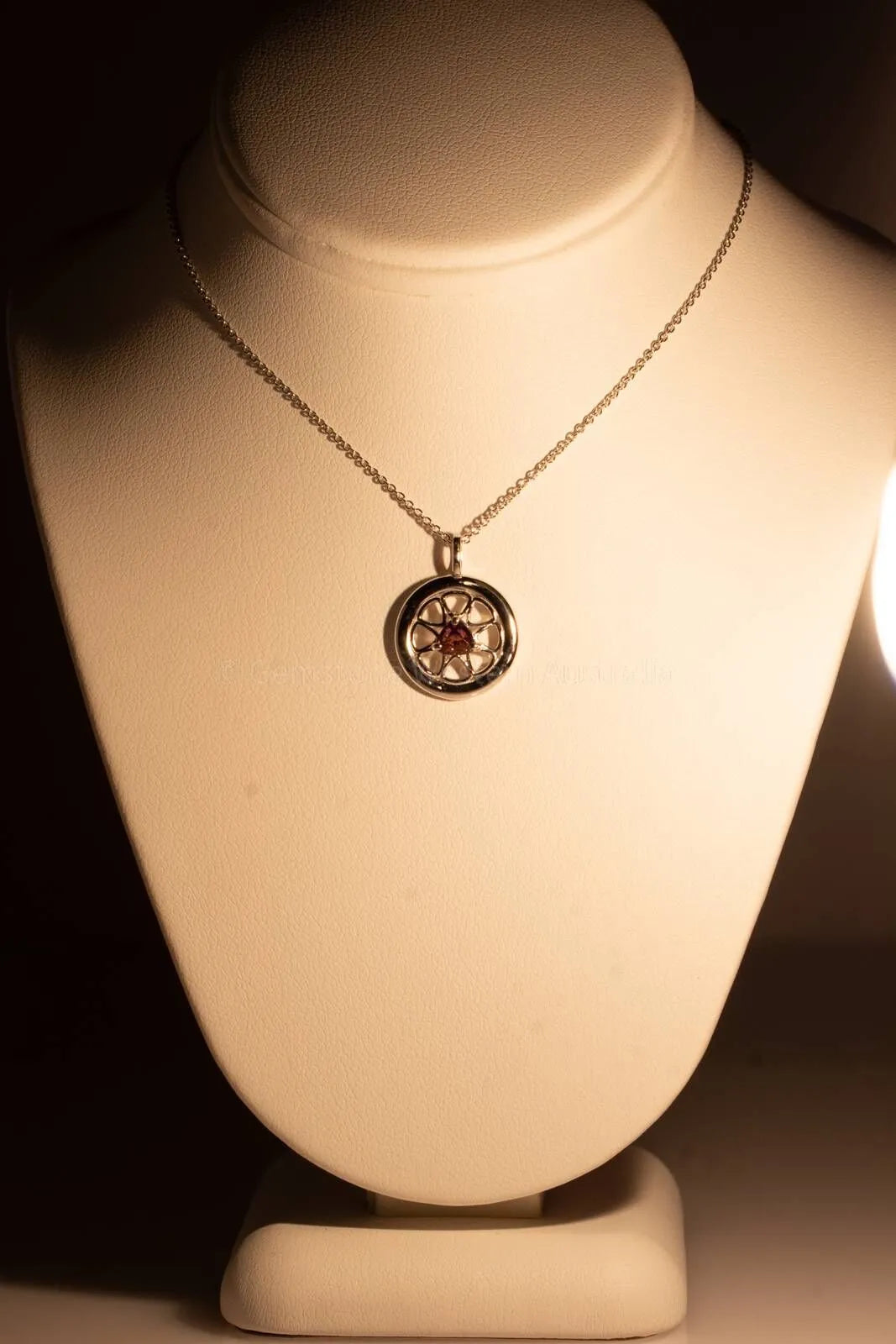 Round Design Natural Alexandrite Pendant in 18K White Gold Alexandrite pendant and Chain