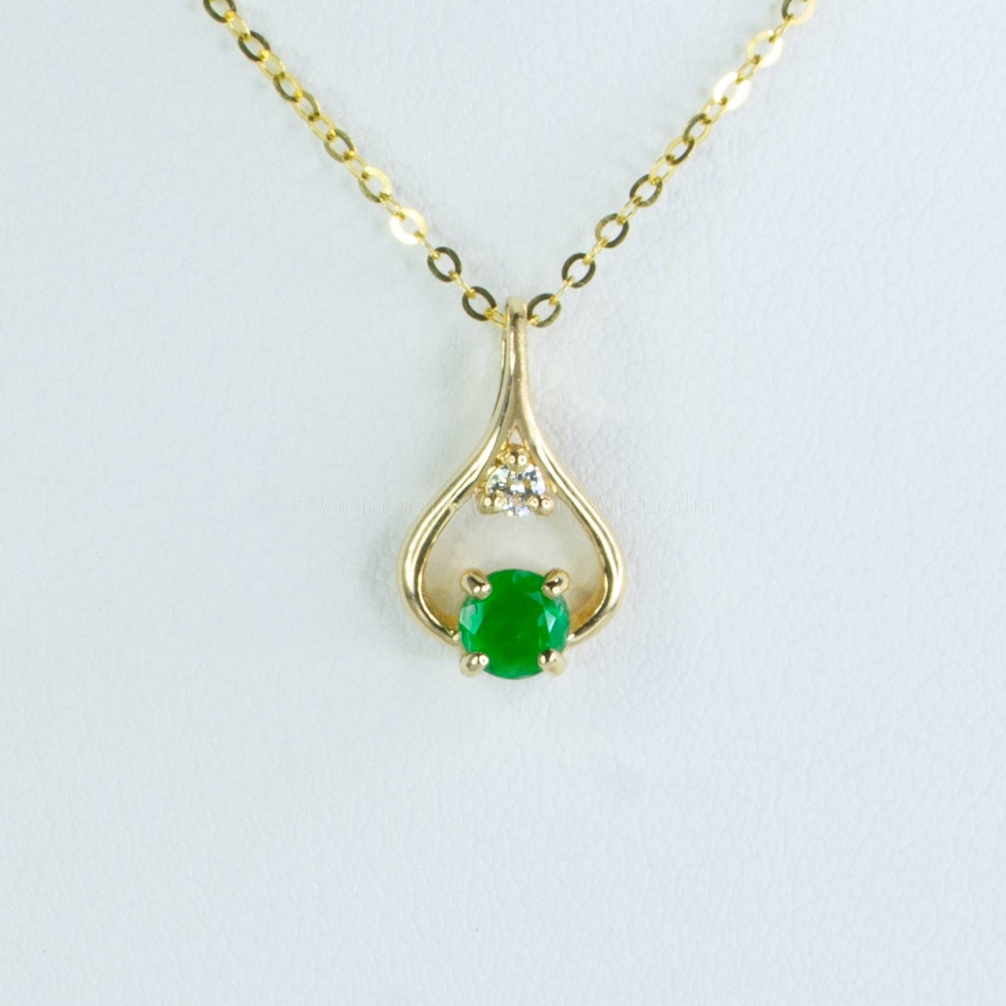 Natural Colombian Emerald and Diamond Pendant 18K Gold