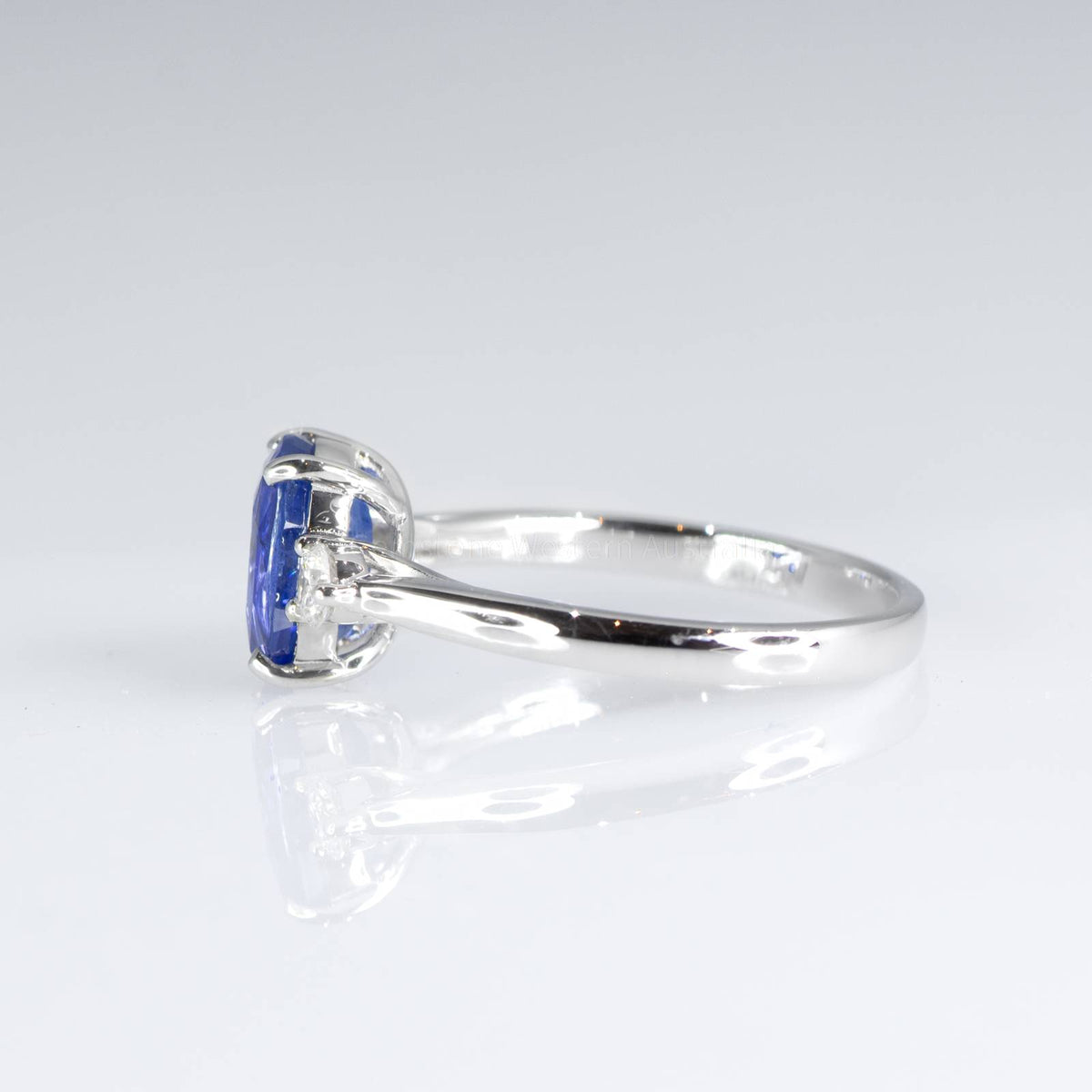 Royal Blue Ceylon Sapphire and Diamond Three Stone Ring 18K Gold