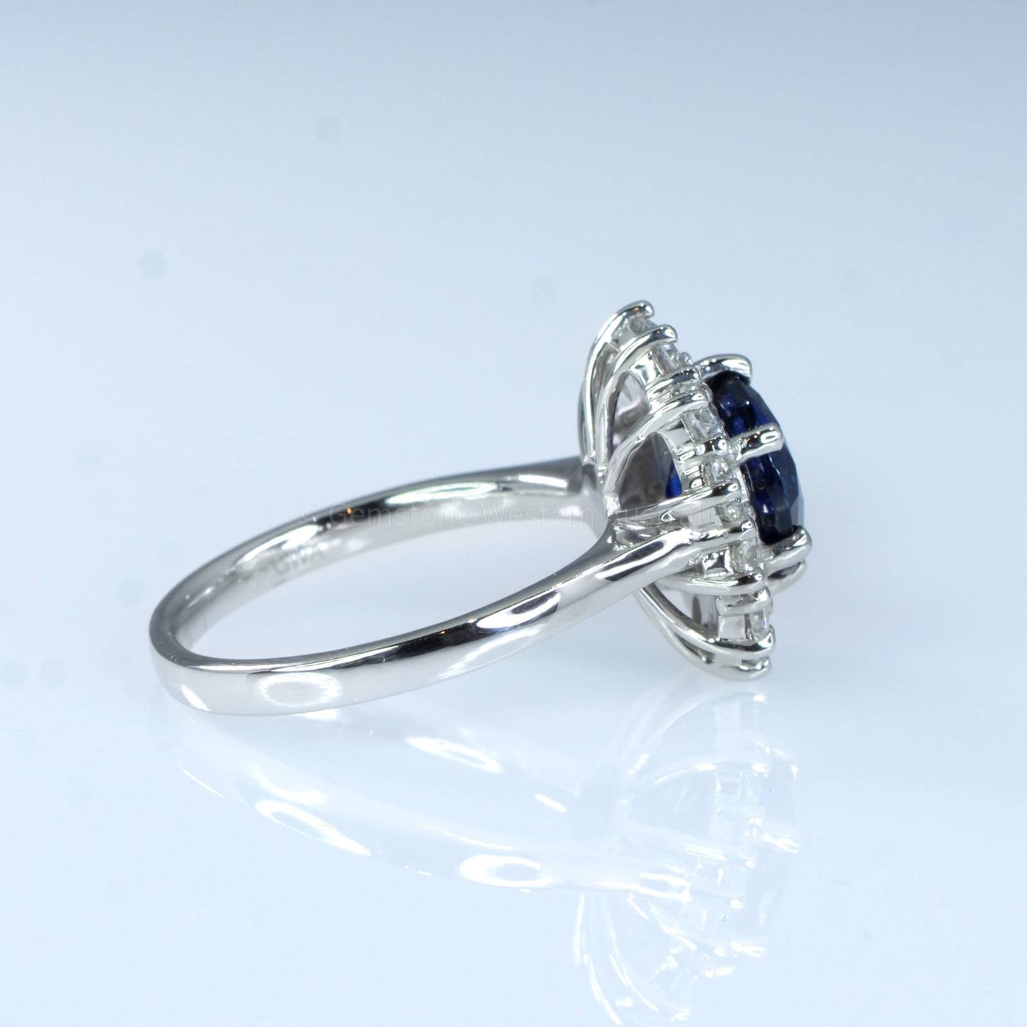 3.16ct Royal Blue Sapphire Diamond Halo Ring in Platinum