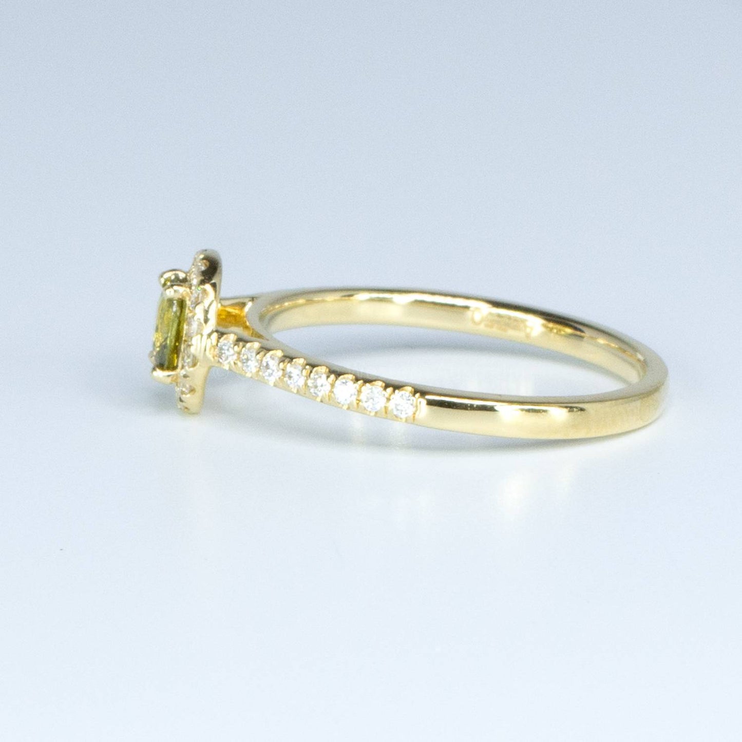 Colour Change Alexandrite Ring Alexandrite and Diamond Halo 18K Gold