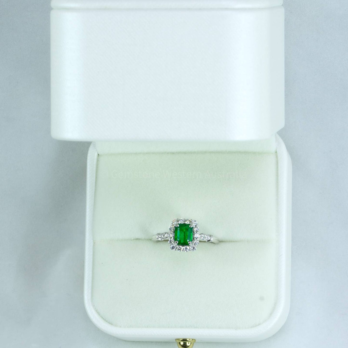 TCW 1.05 Emerald Cut Emerald Ring in Platinum Colombian Emerald