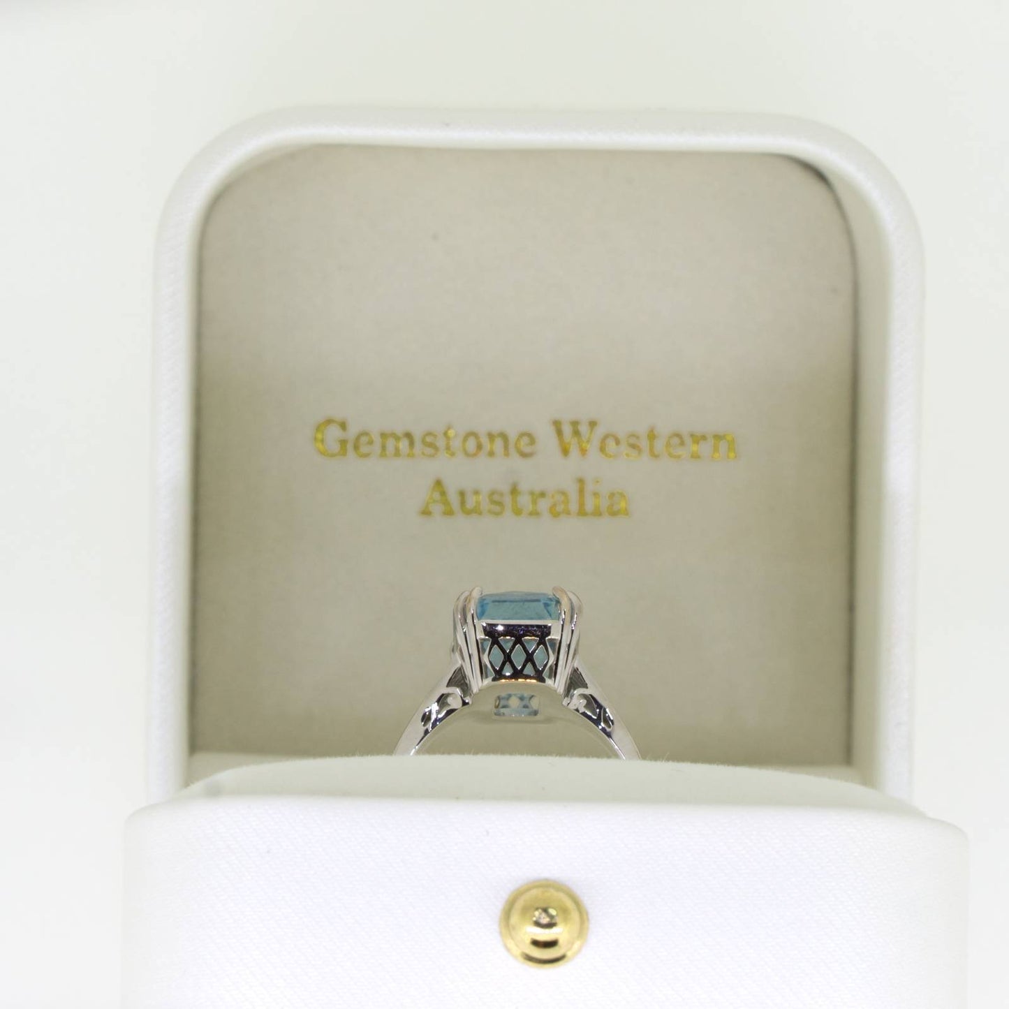 5.50ct Natural Aquamarine Ring in 18K White Gold