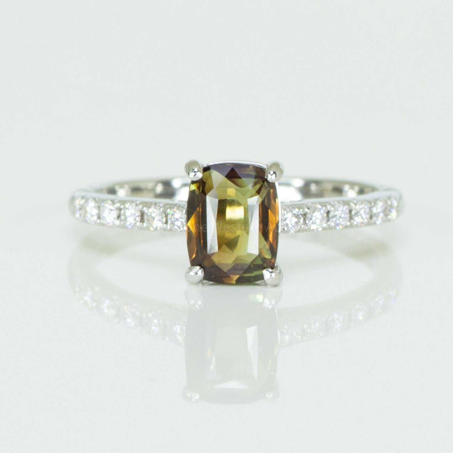1.35 Alexandrite Solitaire Ring with accent Diamonds in 18K Gold