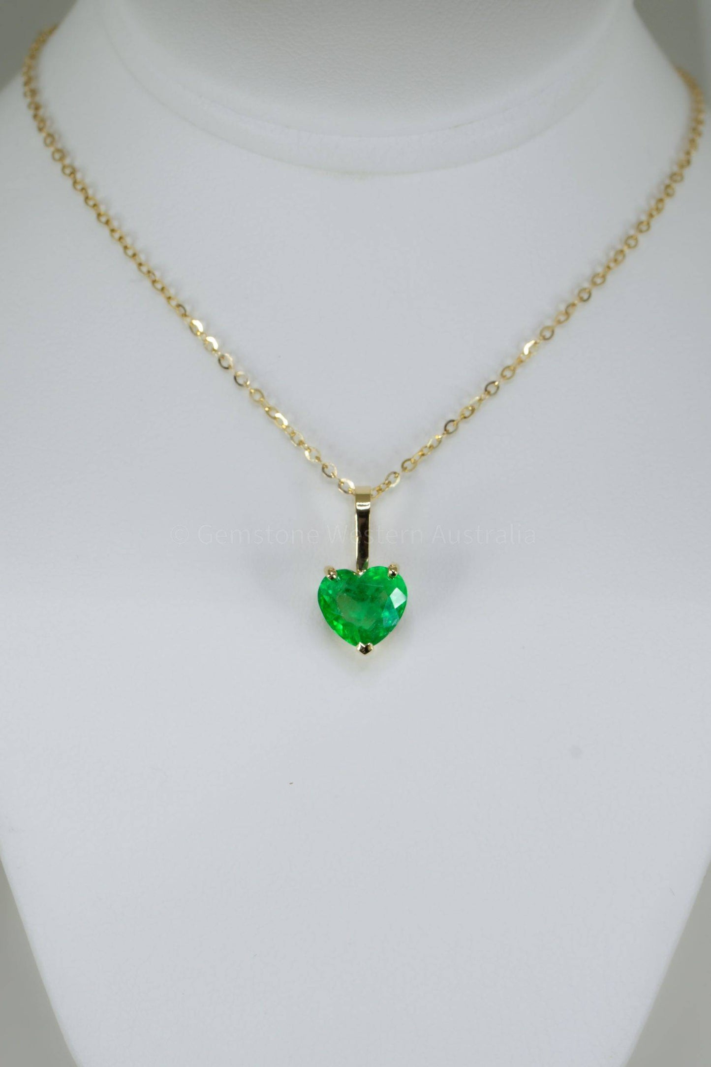 1.67ct Colombian Emerald Pendant Necklace Heart Shape Emerald Pendant
