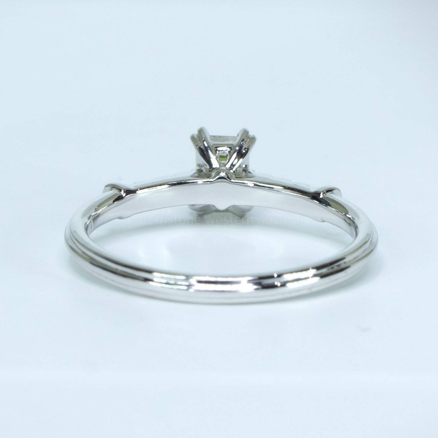 Natural Alexandrite and Diamonds ring in Platinum