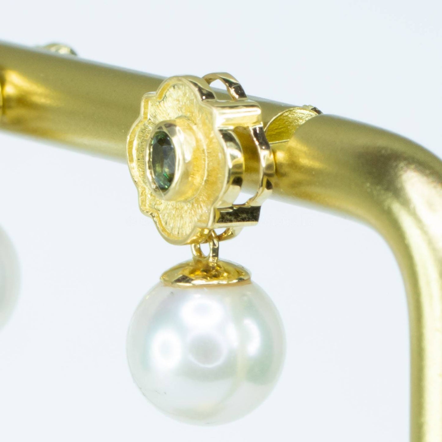 Natural Alexandrite and Akoya Pearl Earrings in 18K Gold