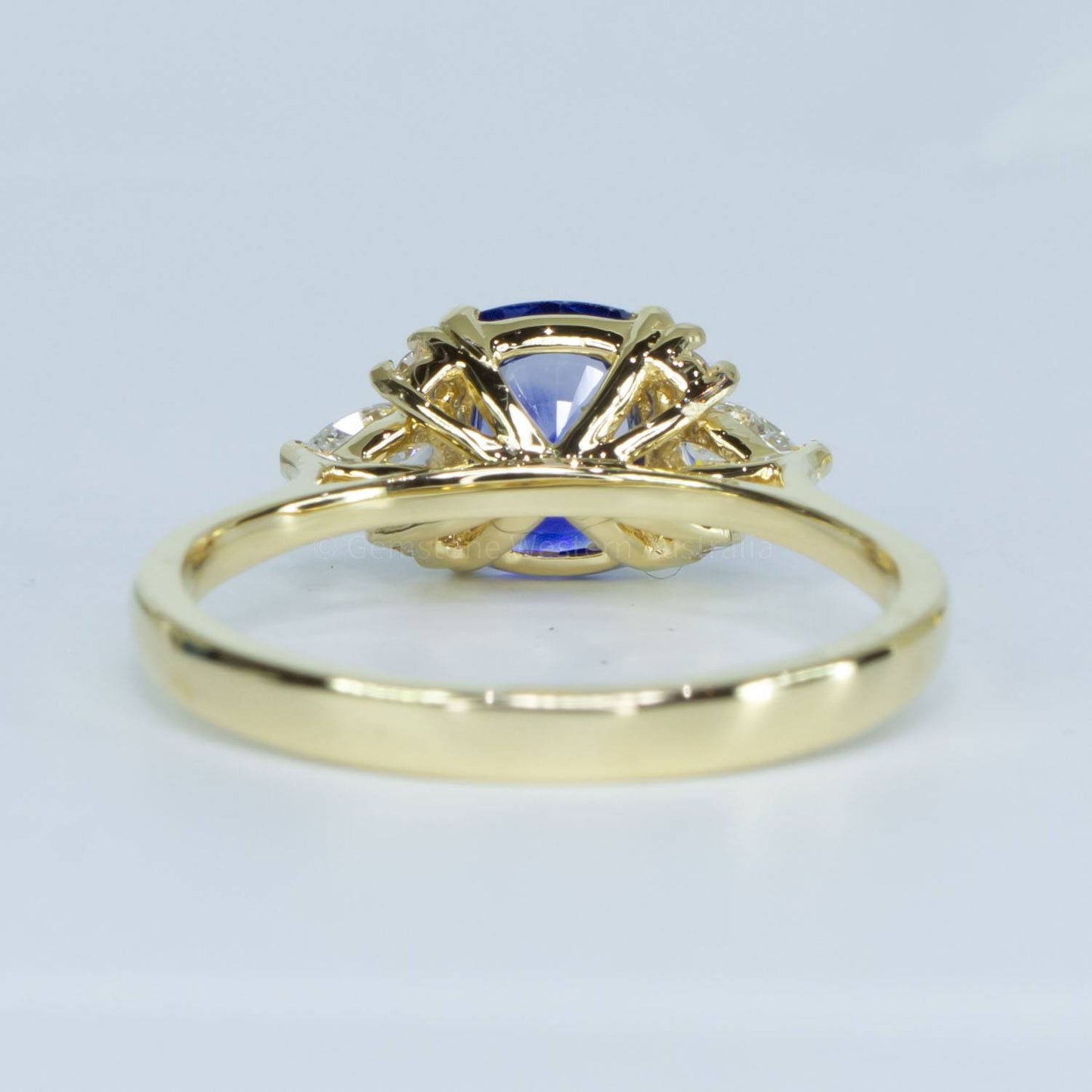 1.5ct Natural Blue Sapphire and Diamonds Ring