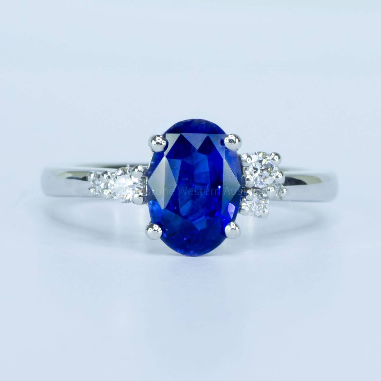 2 carats Natural Sapphire Asymmetrical Ring in Platinum