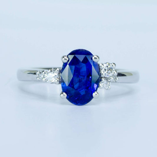 2 carats Natural Sapphire Asymmetrical Ring in Platinum