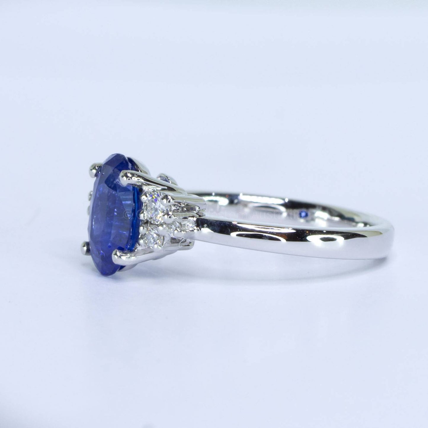 2 carats Natural Sapphire Asymmetrical Ring in Platinum