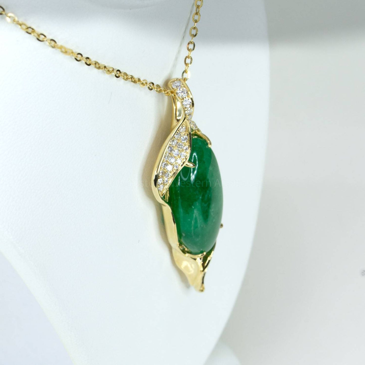 17.0 carats Colombian Emerald Statement Pendant