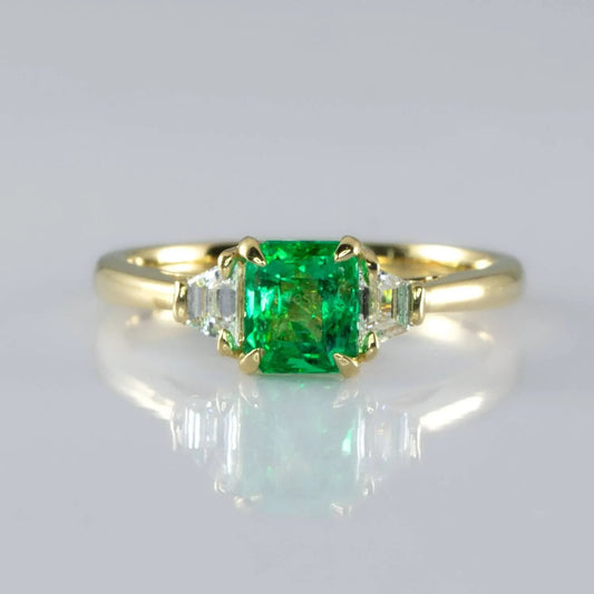 Trapezoid Diamonds and Emerald Ring | Colombian Emerald Three Stone Ring