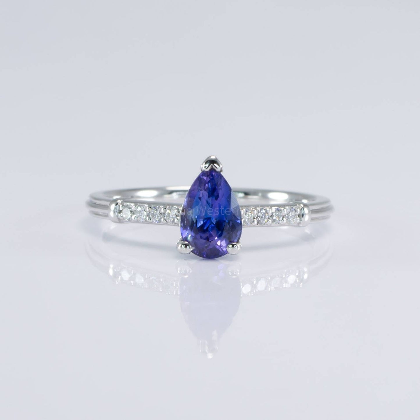 Natural Purple Blue Sapphire Solitaire Ring with Accents | Sapphire Platinum Solitaire Ring