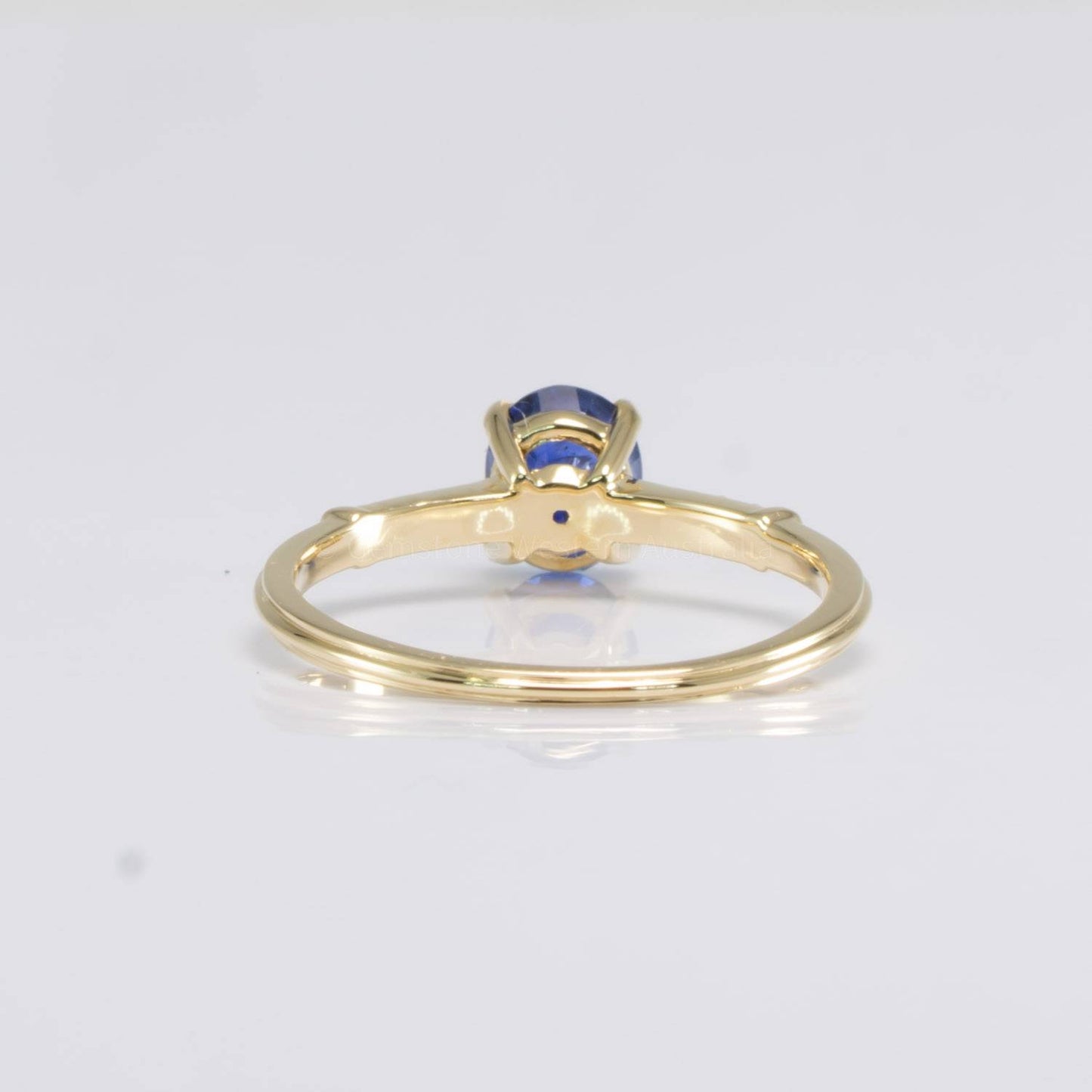 Oval Blue Sapphire Ring | Sapphire Solitaire Ring with Accent Diamonds