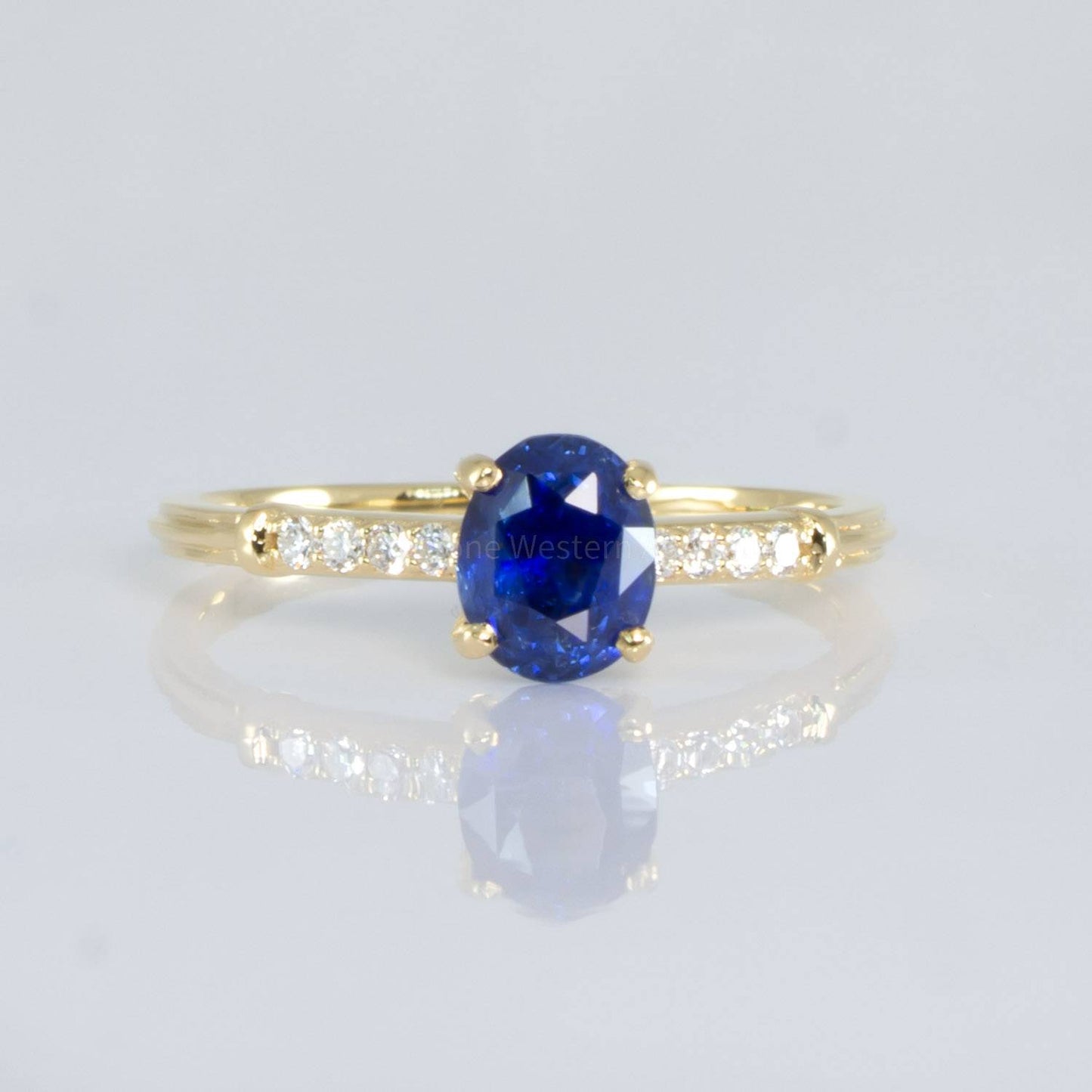 Oval Blue Sapphire Ring | Sapphire Solitaire Ring with Accent Diamonds