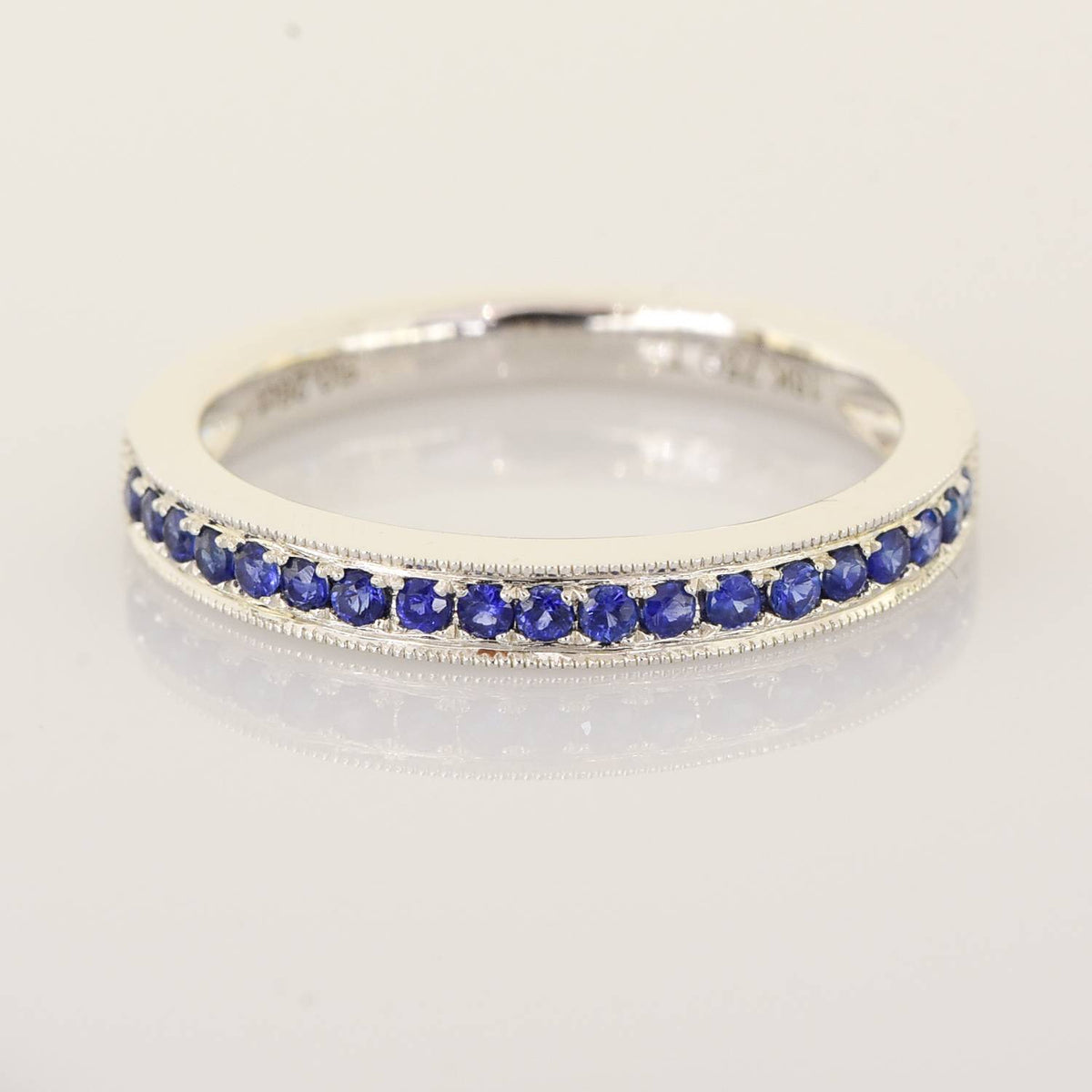 Ring Band with Natural Blue Sapphires 18 Carats White Gold