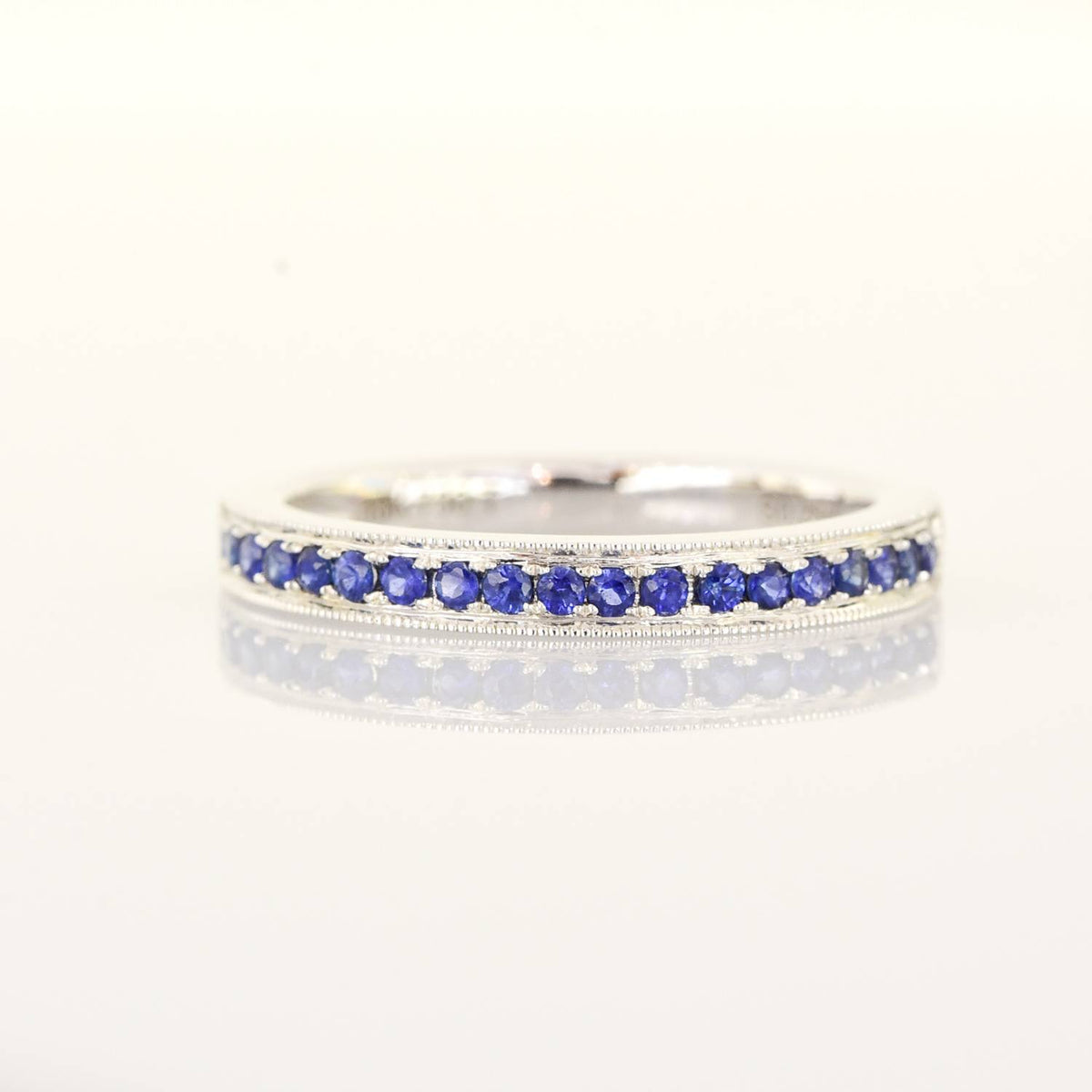 Ring Band with Natural Blue Sapphires 18 Carats White Gold