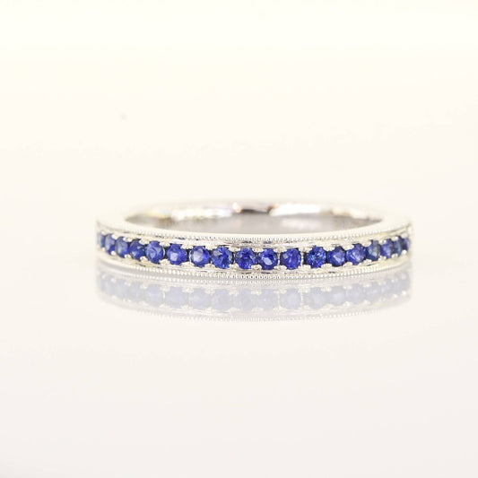 Ring Band with Natural Blue Sapphires 18 Carats White Gold