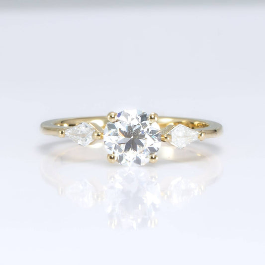 1ct Round Diamond Ring with Kite-Shaped Accents in 18K Yellow Gold