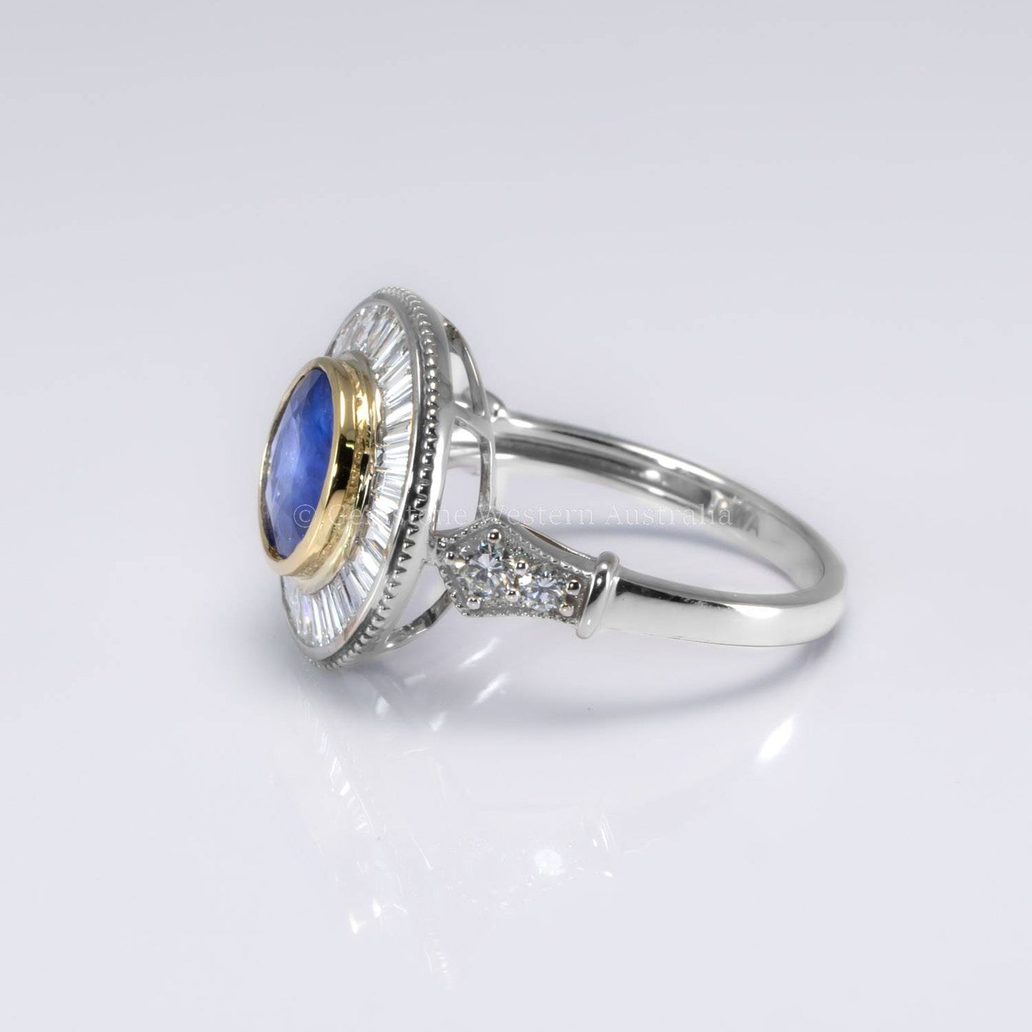 Vintage Style Natural Blue Sapphire Ring |ArtDeco Diamond Halo Ring