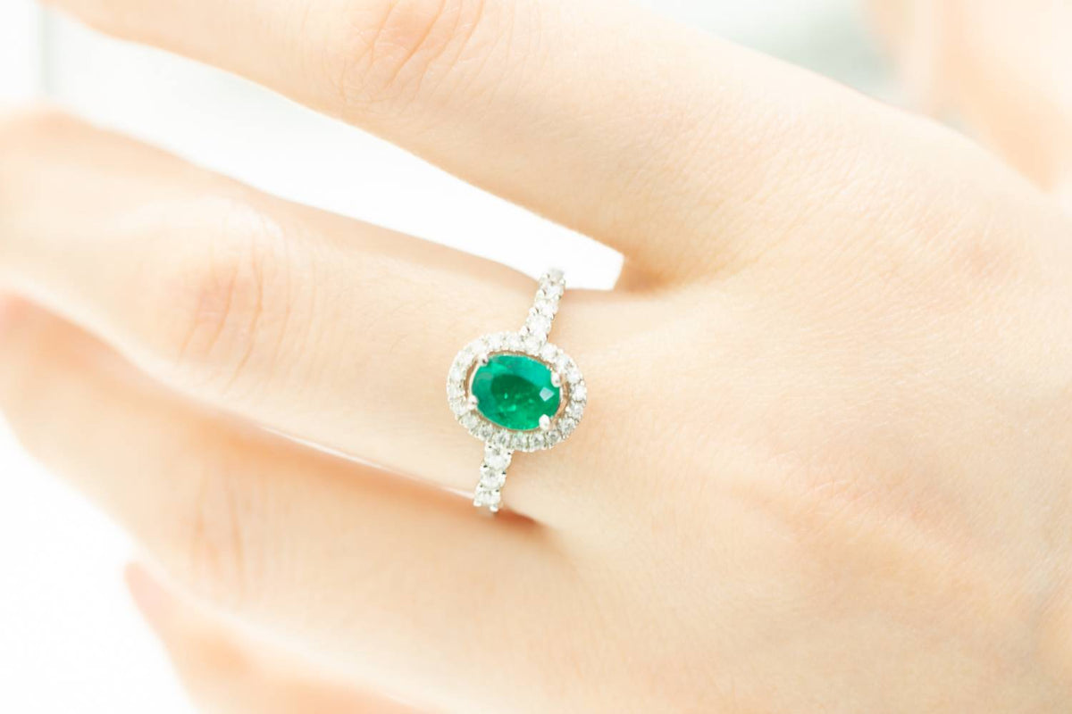 Fine Quality Colombian Emerald Halo Ring in 18K Gold