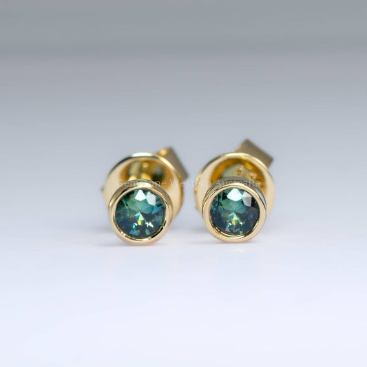 Australian Teal Sapphire Stud Earrings in 18K Yellow Gold