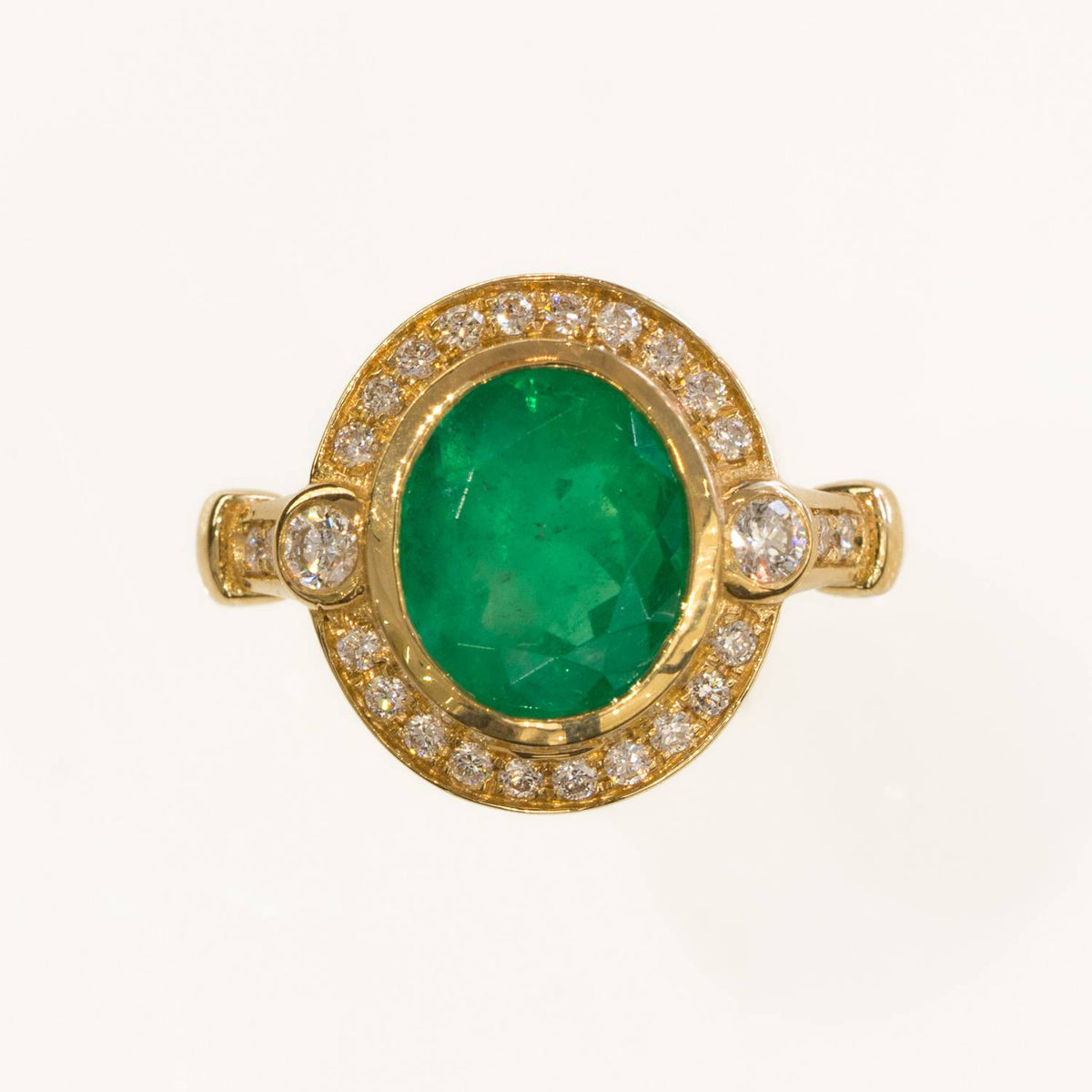 2.5ct Colombian Emerald Diamond Ring