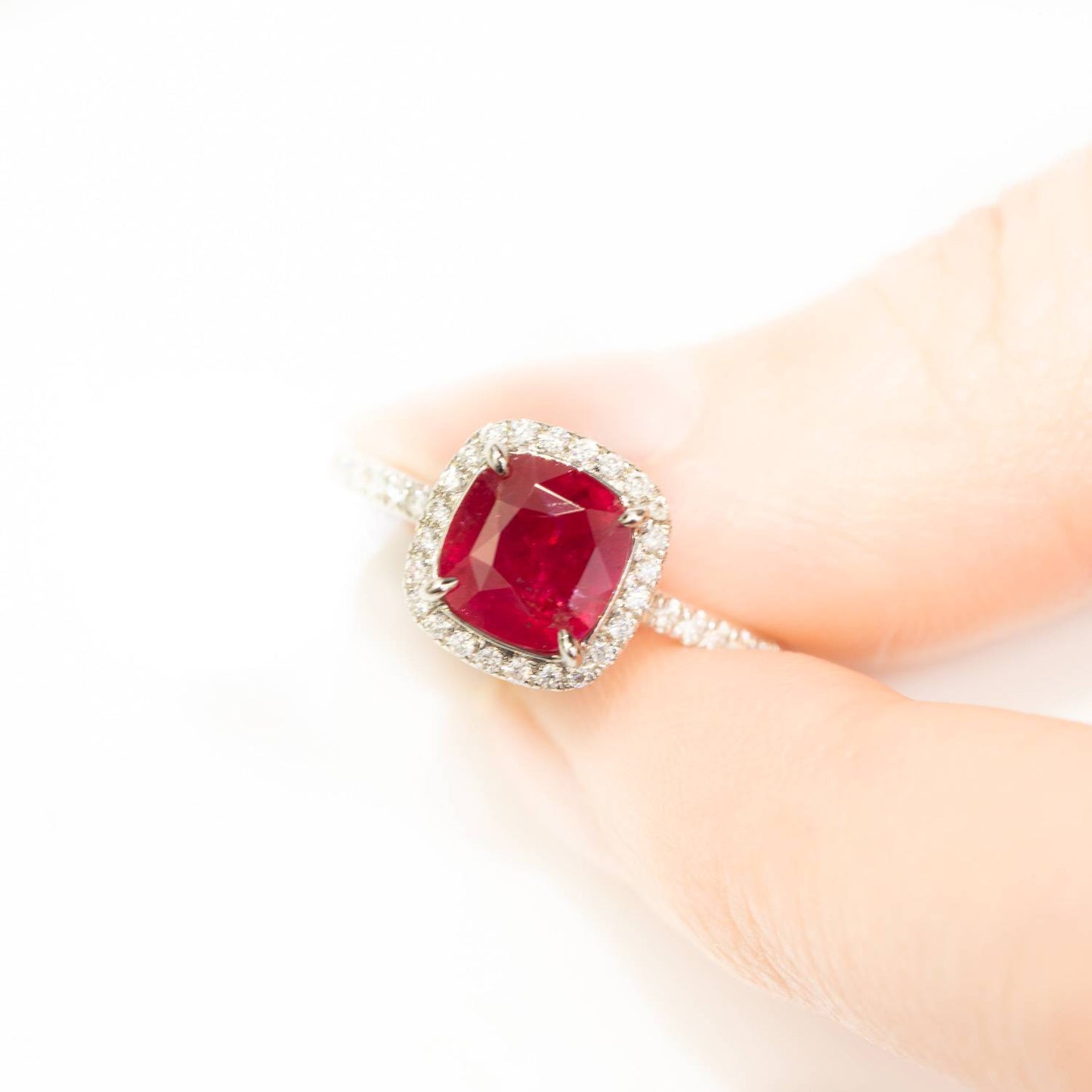 2.02ct Unheated Natural Ruby Ring in 18K Gold Halo Ring