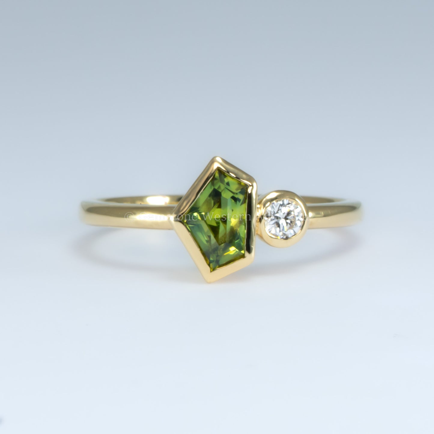 Toi et Moi Ring in 18K Yellow Gold with Natural Teal Sapphire and Diamond