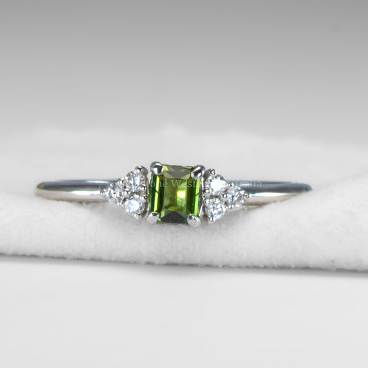 0.30ct Natural Alexandrite Ring with Diamond Cluster Accents in Platinum