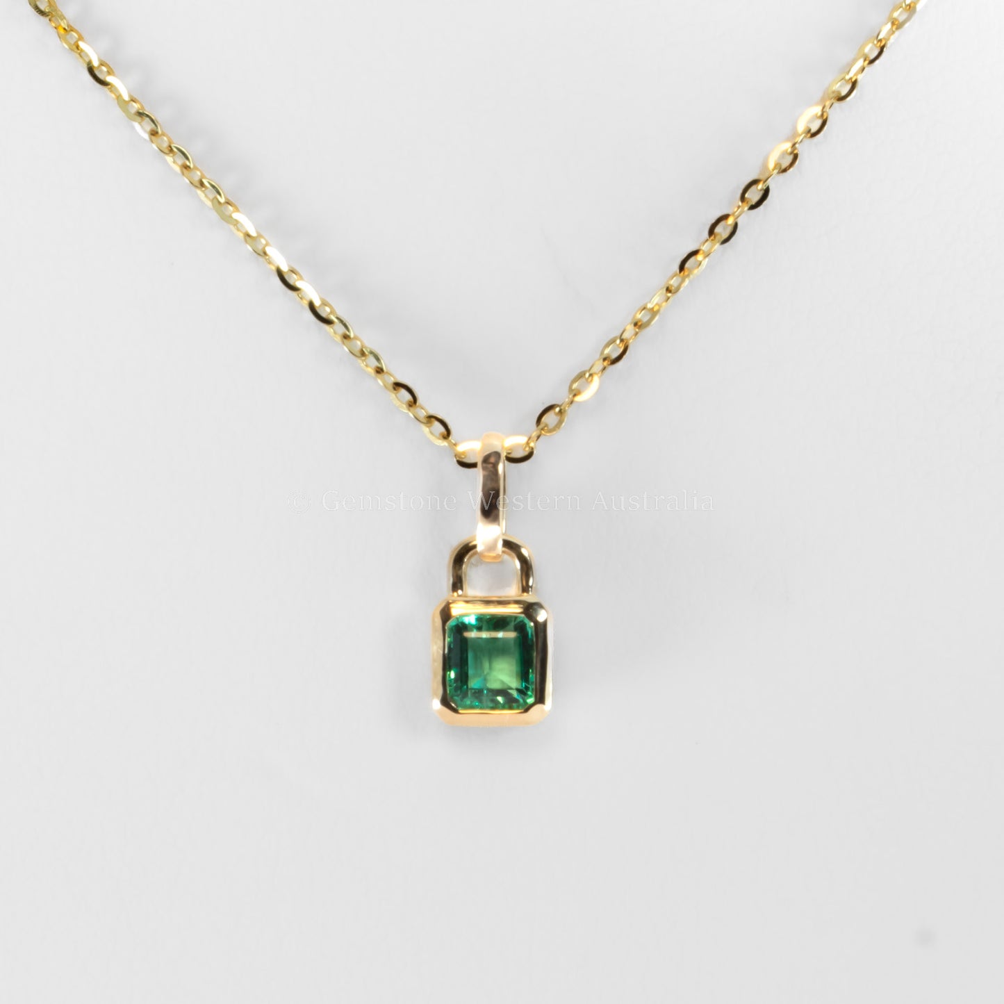 0.33ct Vivid Green Colombian Emerald Pendant in 18K Yellow Gold