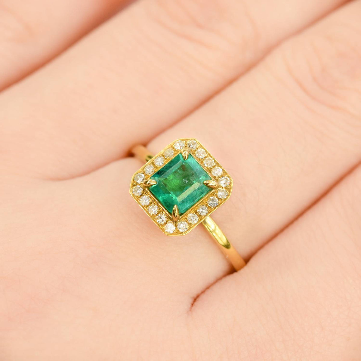 Colombian Emerald and Diamond Halo Ring 18K Gold